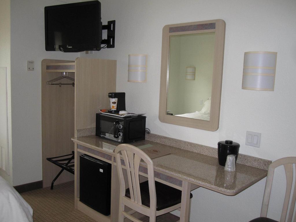 Buffalo Inn 2*